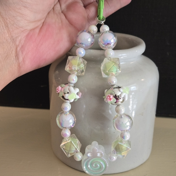 Multifunctional Keychain Choose One - Picture 4 of 6